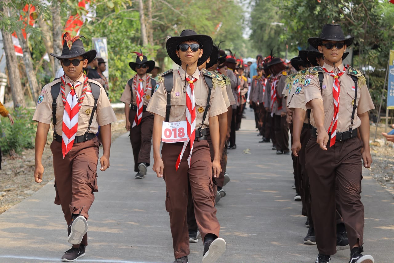 Regu PA SMADU Raih Juara 1 Lomba Gerak Jalan Desa Brengkok